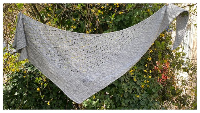 De Nada Shawl Free Knitting Pattern